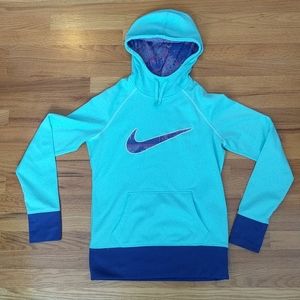 Nike therma-fit sweatshirt